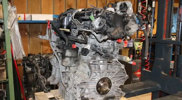 Volvo V70 Engine 6901454 327752 D5244T5