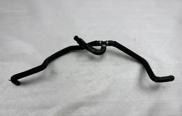 Audi A8 S8 D4 4H Engine coolant pipe/hose 4H1819674