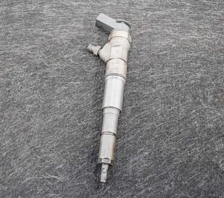 BMW 5 E60 E61 Fuel injector 0445110212 7794652
