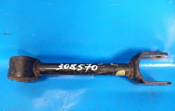 Lexus IS 220D-250-350 Rear control arm 4877030110
