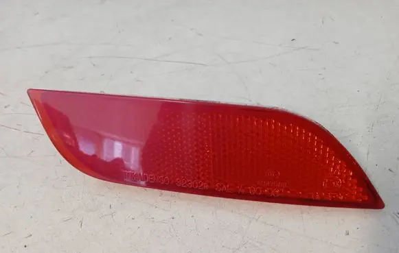 Subaru XV Rear tail light reflector 32302R