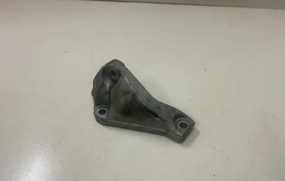 BMW 3 E90 E91 Fuel pump bracket 7804376 24168110