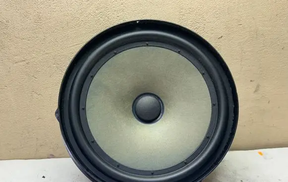 Skoda Octavia Mk2 (1Z) Front door speaker 1Z0035411N