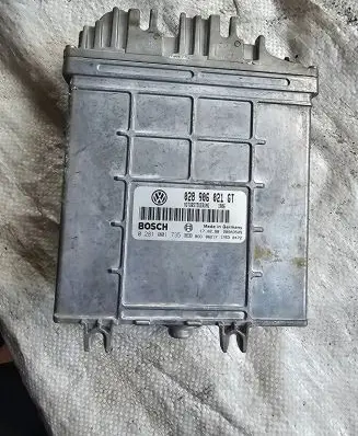 Volkswagen Sharan Engine control unit/module 028906021GT 0281001735 28SA3509