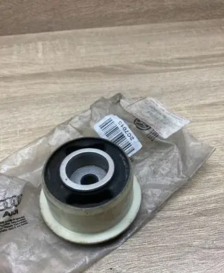 Volkswagen Jetta IV Sway bar bush bracket, front 1J0599257B