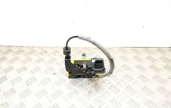 Volvo S60 Front door lock 30663043