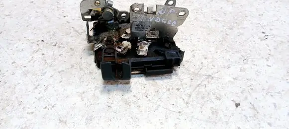 Dacia Sandero Front door lock 8200735224