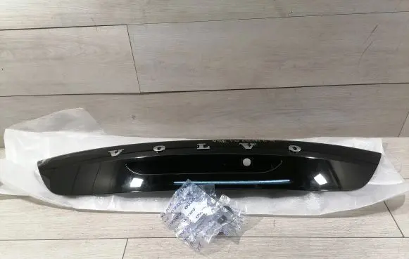 Volvo V40 Cross country Tailgate handle with camera 32204103