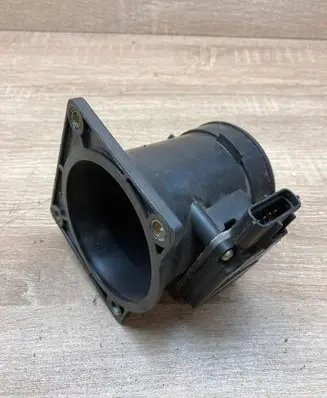 Ford Fiesta Mass air flow meter F6DF12B579EA 9670576 0A082