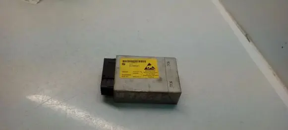BMW 5 E60 E61 Central console control unit 9169521 80049005