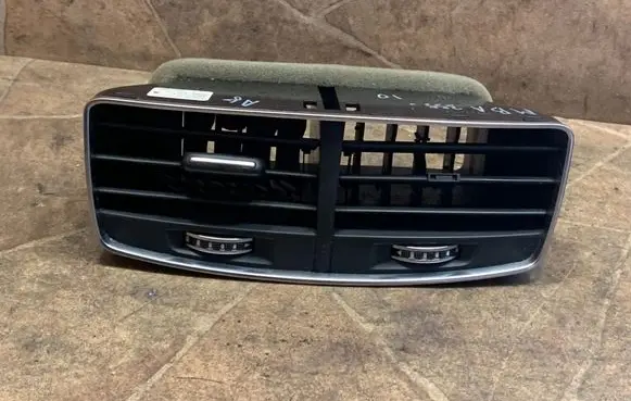 Audi A8 S8 D4 4H Dashboard air vent grill cover trim 4H0819203B 4H0819203A