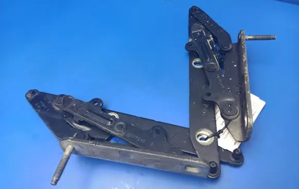 Land Rover Range Rover Sport L320 Engine bonnet/hood hinges BKB780031 BKB780021