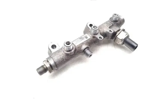 Audi Q7 4L Fuel main line pipe 059130089BT