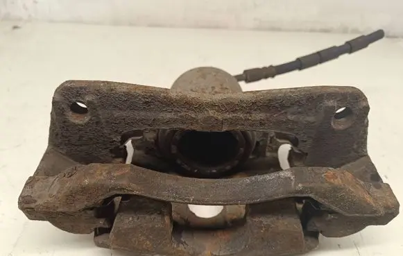 Mazda 6 Front brake caliper