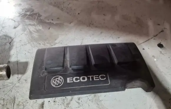 Buick Encore I Engine cover (trim)