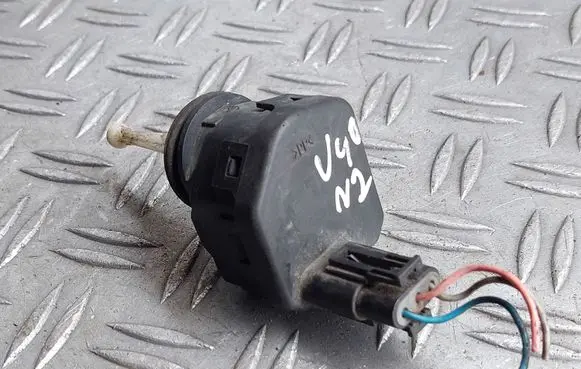 Volvo S40, V40 Headlight level adjustment motor 002878