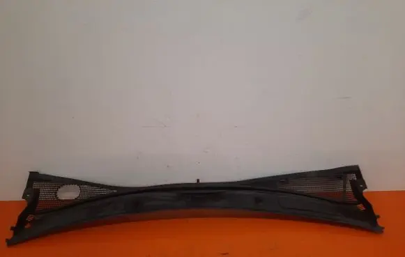 Nissan Kubistar Wiper trim 7700304885