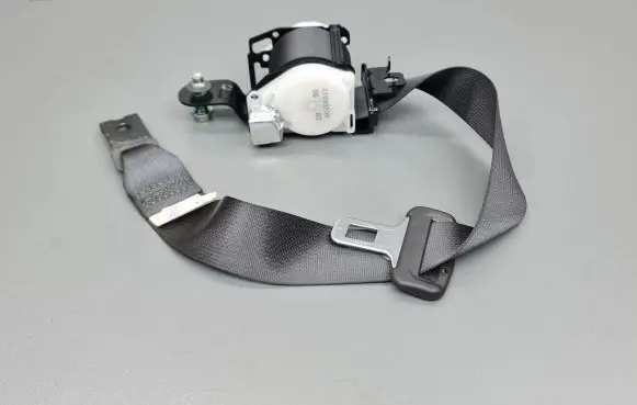 Honda Accord Middle seatbelt (rear) C7093208 TKAB0EJ527 E40437146