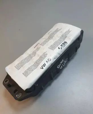 Volkswagen Jetta USA Passenger airbag 17A880204E
