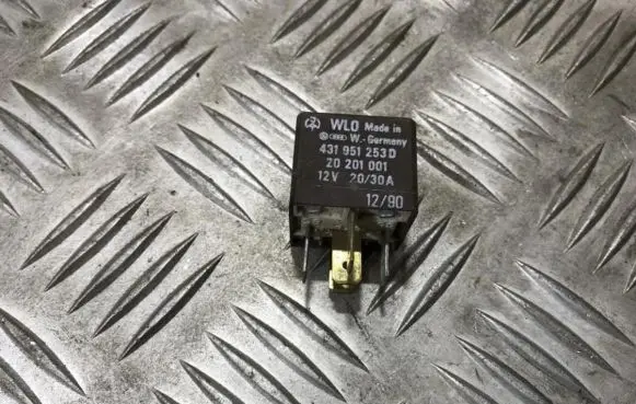 Audi A6 S6 C4 4A Other relay 431951253d 20201001