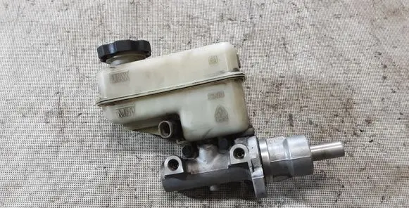 Chevrolet Captiva Master brake cylinder 96625856