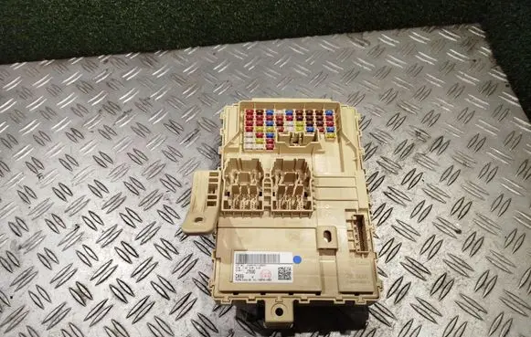 KIA Ceed Fuse module 91951J7690 J76901911120597