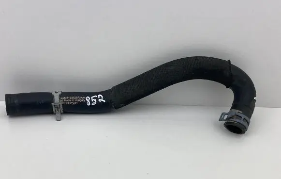 Audi Q7 4M Engine coolant pipe/hose 4M0819372BR