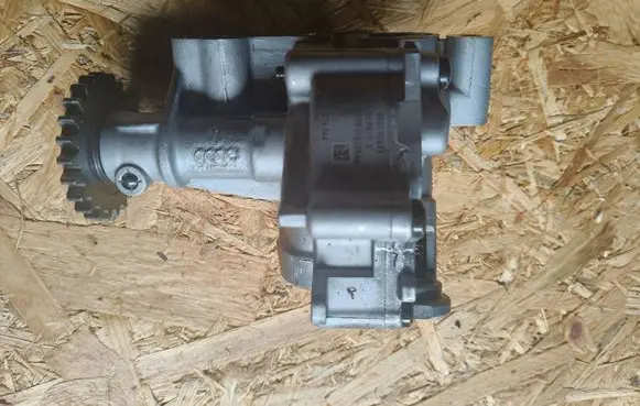 Audi RS3 Oil pump 07k115105aq