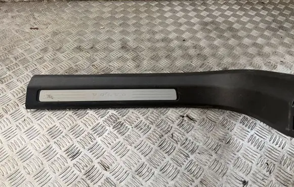 Volvo XC60 Front sill trim cover 31448015