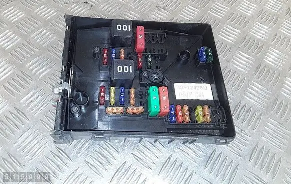 Volkswagen Golf VI Fuse module 1k0937125d