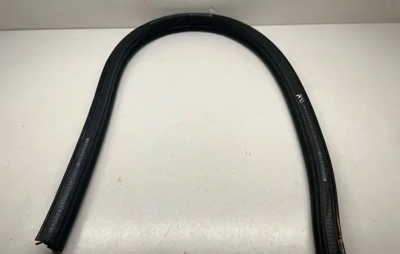 Audi Q7 4M Engine compartment rubber 4M0823723