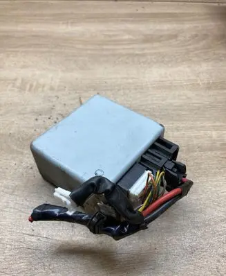 Nissan Note (E11) Power steering control unit/module 285009U05A 6700001749