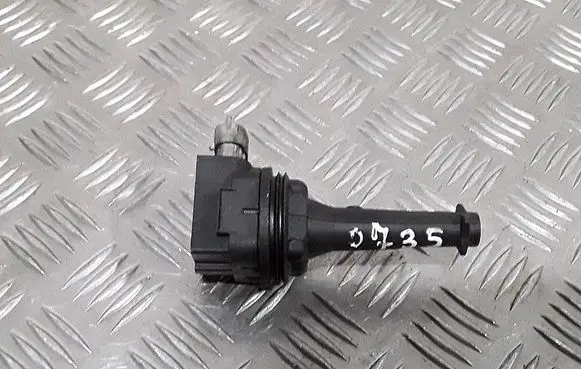 Volvo V50 High voltage ignition coil 8677837