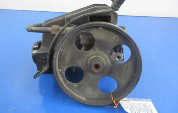 Citroen Xsara Picasso Power steering pump 9659782980