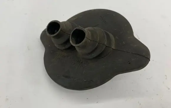 Audi A6 S6 C6 4F Engine coolant pipe/hose 4F0819899B