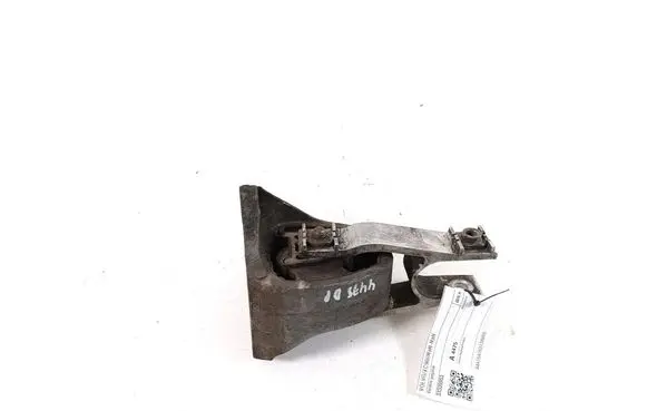 Volvo XC90 Engine mount bracket 31339953