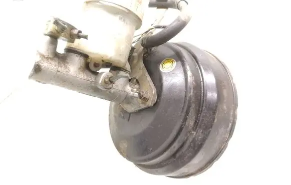 Mitsubishi Pajero Brake booster