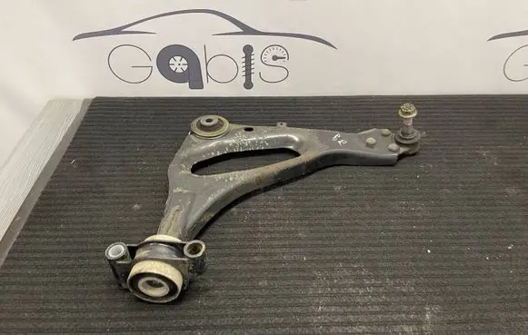 Mercedes-Benz Vito Viano W447 Front lower control arm/wishbone