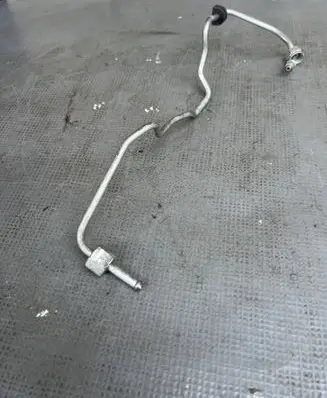 BMW 5 F10 F11 Fuel injector supply line/pipe
