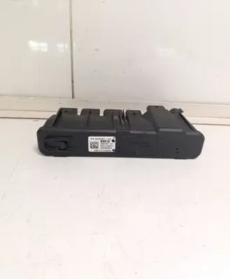 BMW 3 F30 F35 F31 Other control units/modules 863855104 18576710 P00154201