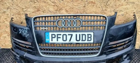 Audi Q7 4L Front bumper