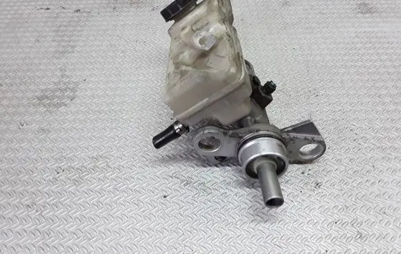 Renault Megane II Master brake cylinder 32067111D