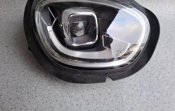Mini Cooper Countryman F60 Headlight/headlamp 9881590 030109923606
