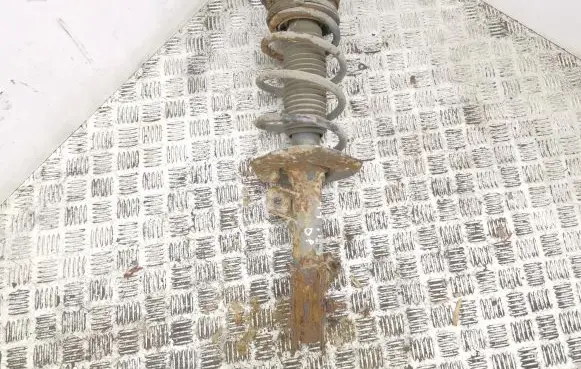 Nissan Qashqai Front shock absorber/damper