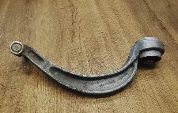 Porsche Macan (95B) Front control arm 4G0407696