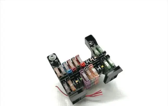 Mercedes-Benz E W211 Fuse box set 2115450301