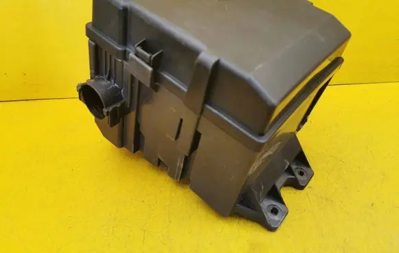 Nissan Navara D23 Fuse box cover 243824KD0A
