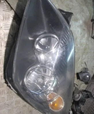 Opel Astra H Headlight/headlamp 1LG27037003