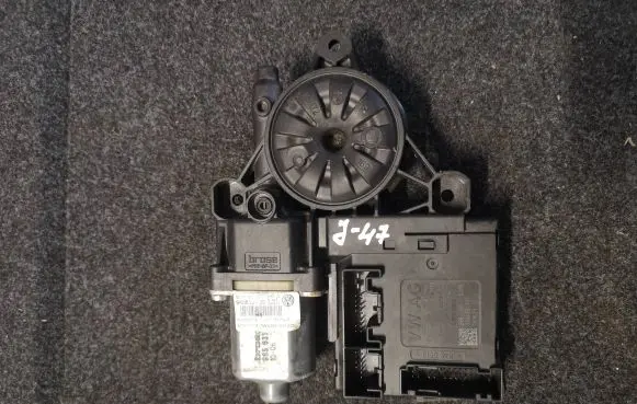 Volkswagen PASSAT Front door window regulator motor 3C0959792 918433101 BRF0015285