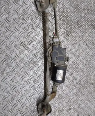 Toyota Avensis T250 Front wiper linkage and motor
